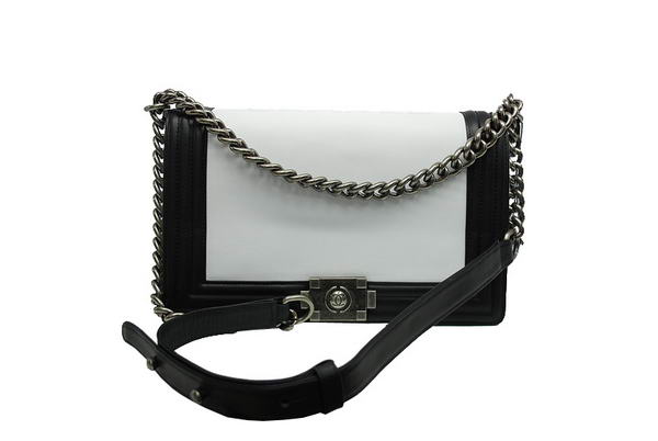 7A Chanel A30159 White Black Calfskin Medium Le Boy Flap Shoulder Bag Online
